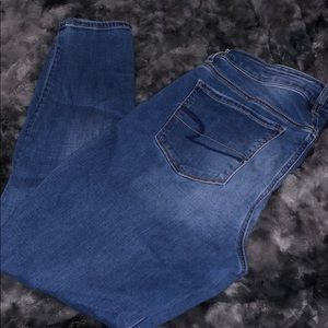 American Eagle skinny jeans